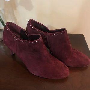 Vince Camuto Burgundy Suede Booties